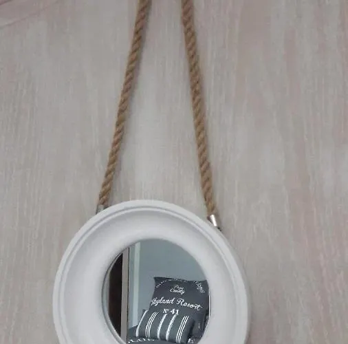 D'hote - La Ruche Des Bleuets 3*